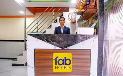 FabHotel Raj Palace Andheri East