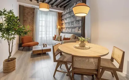 Apartamentos Puerta Elvira Suites 3000