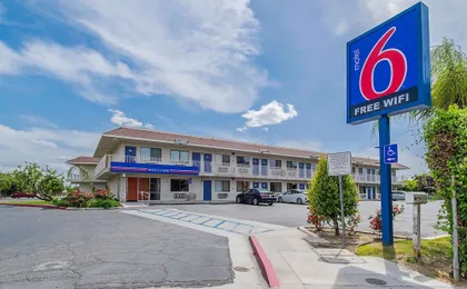 Motel 6 Bakersfield Airport