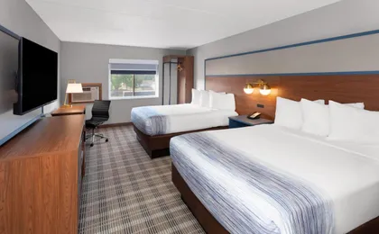 Americinn & Suites by Wyndham Baraboo Event Center