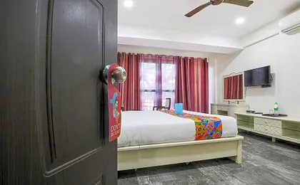 FabHotel Frazer Suites - Nr. Bangalore Cantt. Railway Station