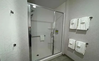 Holiday Inn Express and Suites Ft. Smith Airport By IHG