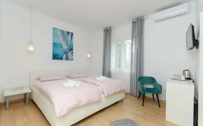 Apartment and Room Columbo