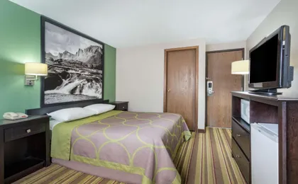 Super 8 by Wyndham Green River