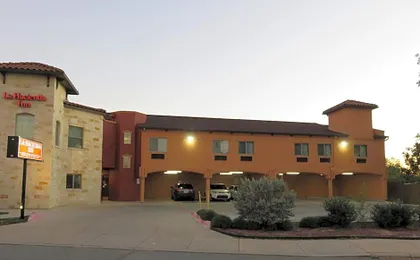 La Hacienda Inn