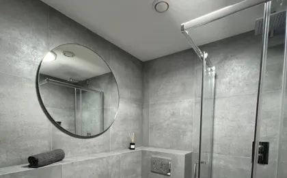 2 Bedroom Top Floor City View