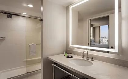 Sheraton Suites Market Center Dallas