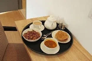 Hotel O Golden Nest Near Chhatrapati Shivaji International Airport