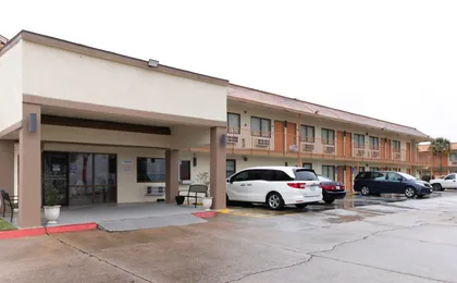 Hotel Lake Charles Hwy 10 by Oyo Rooms