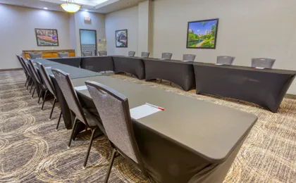 Drury Inn & Suites Near La Cantera Parkway