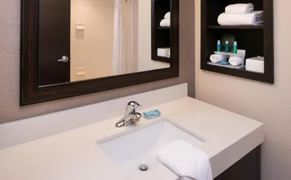 Holiday Inn Express & Suites Monroe