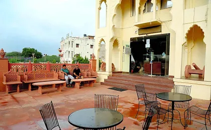 Hotel Roshan Haveli