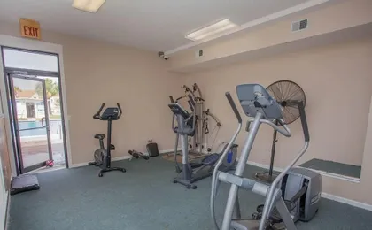 Horizon South by Book That Condo