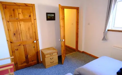Lovely 1-bedroom apartment with free parking
