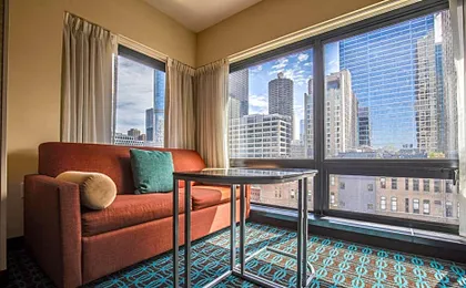 Fairfield Inn & Suites by Marriott Chicago Downtown/River North