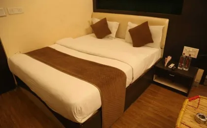 sk kathiyawadi hotel & restaurant