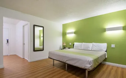 Motel 6 Santa Maria - South