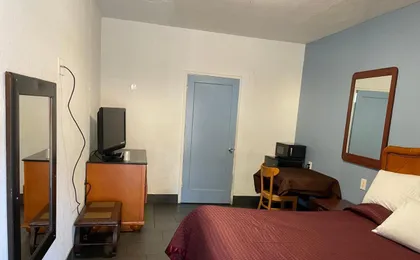 Laurel Inn
