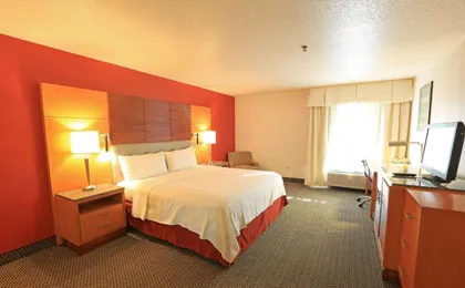 Days Inn by Wyndham Calumet Park