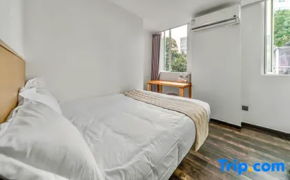 Sainan Homestay (Jing'an Temple Subway Station)