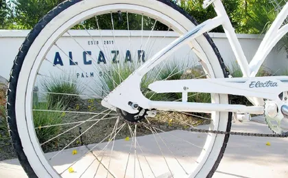 Alcazar (Adults only)