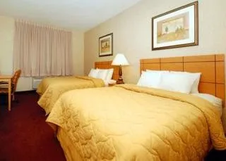 Quality Inn & Suites Green Bay - Ashwaubenon