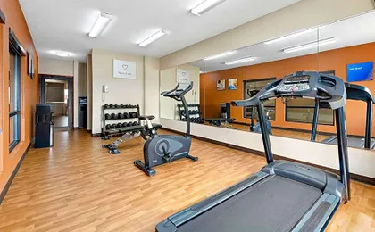 Comfort Suites near Robins Air Force Base