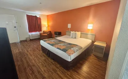 Delta Inn
