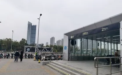 Jimei Xueju Select Apartment (Shanghai Minhang Jiaotong University Huashi University)