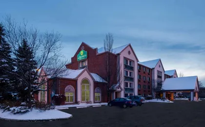 La Quinta Inn & Suites by Wyndham Cleveland Macedonia