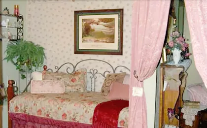 Schuster Mansion Bed Breakfast