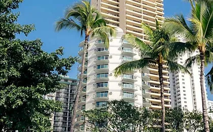 Waikiki Circle Hotel by Castle