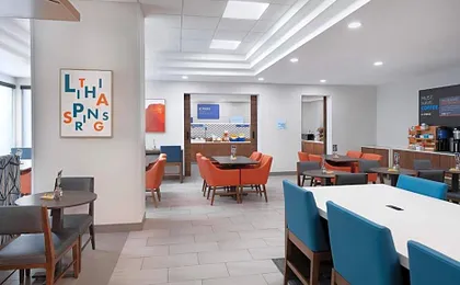 Holiday Inn Express Atlanta West - Theme Park By IHG