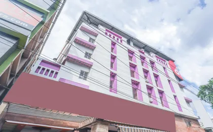 Aura Inn by Oyo Rooms