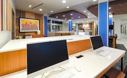 Holiday Inn Express And Suites Taylor By IHG