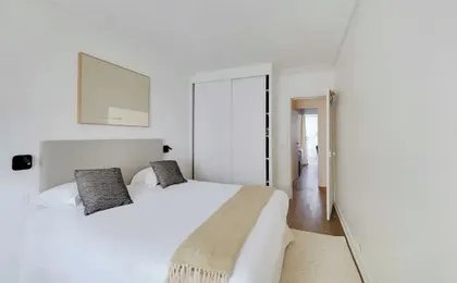 Beautiful Apartment 2br/6p - Eiffel Tower