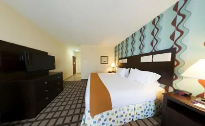 Holiday Inn Express & Suites Atlanta Southwest-Fairburn