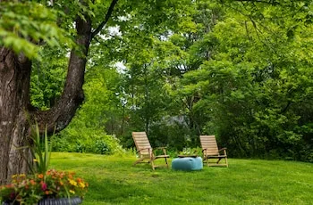 Waldo Emerson Inn