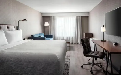 Four Points by Sheraton Hotel & Suites San Francisco Airport