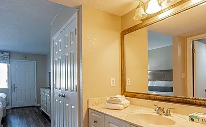 Club Destin Condos
