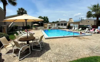 Chateau La Mer II #903