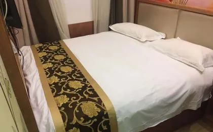 LiangYi Hotel（Shenzhen Buji east station）