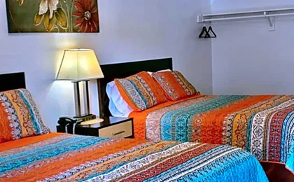 Motel West