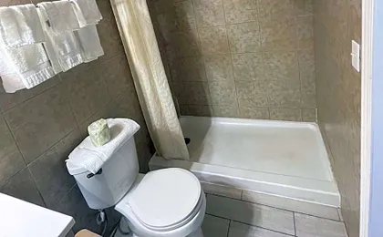 Country Town N' Suites