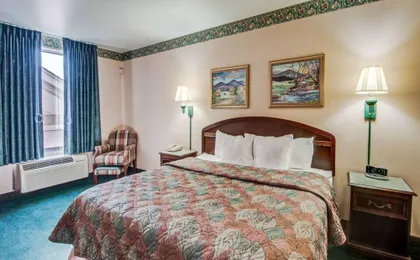 Mainstay Suites Airport
