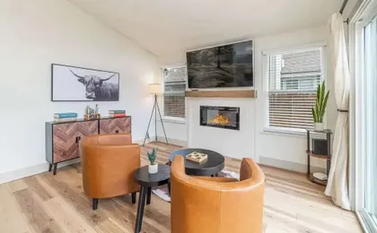 Modern Western Retreat Pet-friendly 4bed/2bath