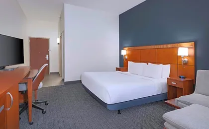 Courtyard by Marriott Tampa North/I-75 Fletcher