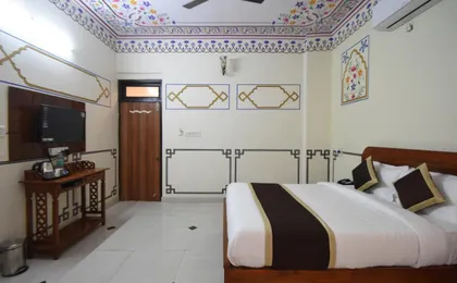 Virasat Mahal Heritage Hotel