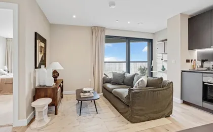 Stylish One-bedroom Apartment Close to Stratford