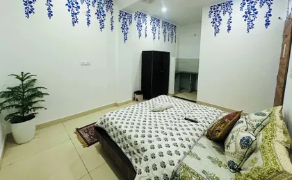 Hotel Radha Ratan Inn